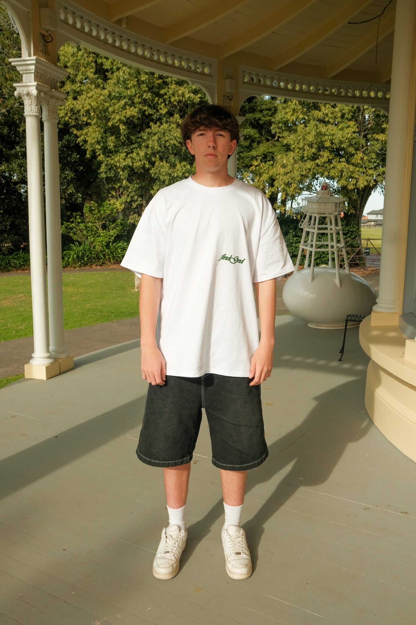 JESUS SAVES TEE - ARMY GREEN