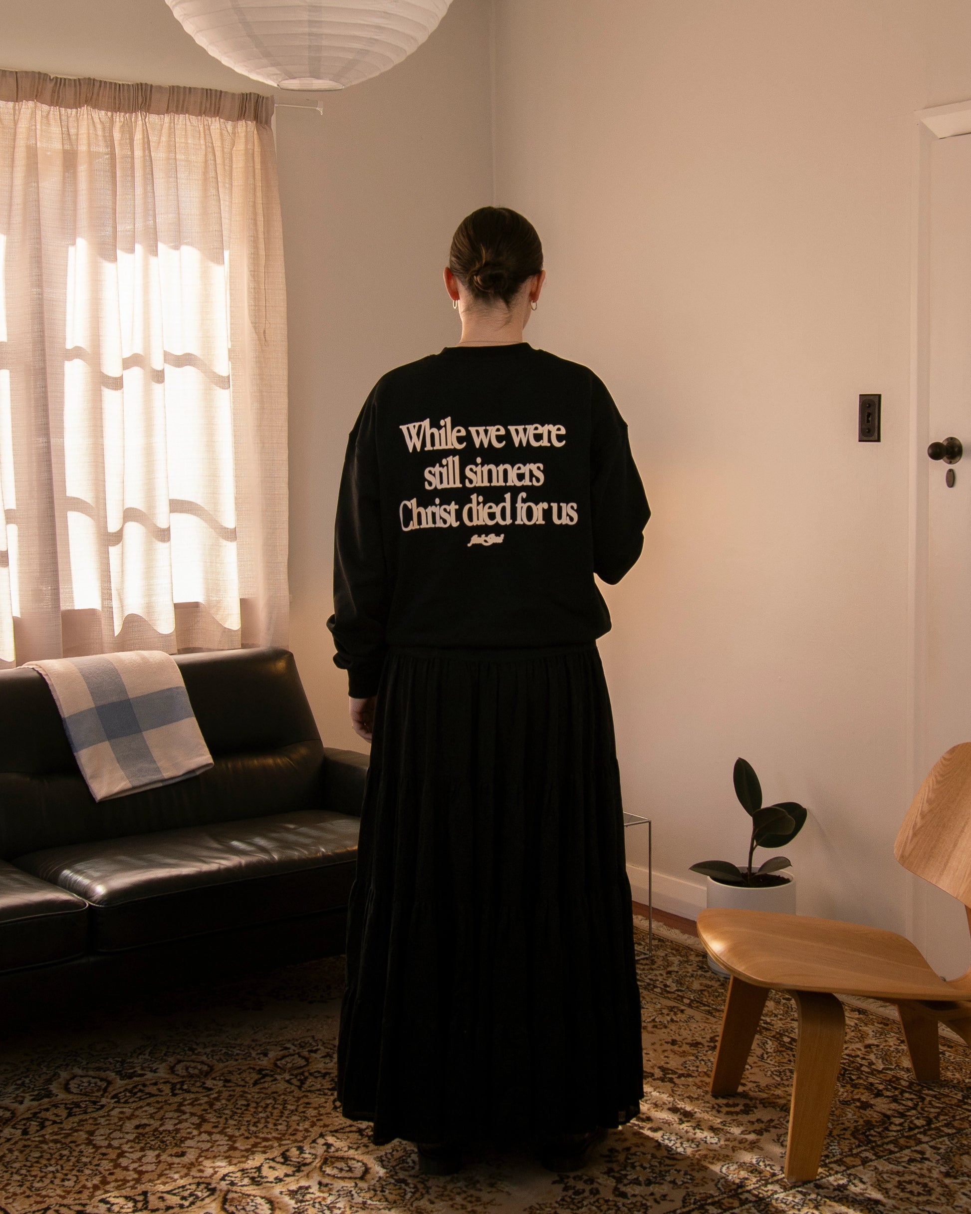 GOOD NEWS! CREW NECK - BLACK